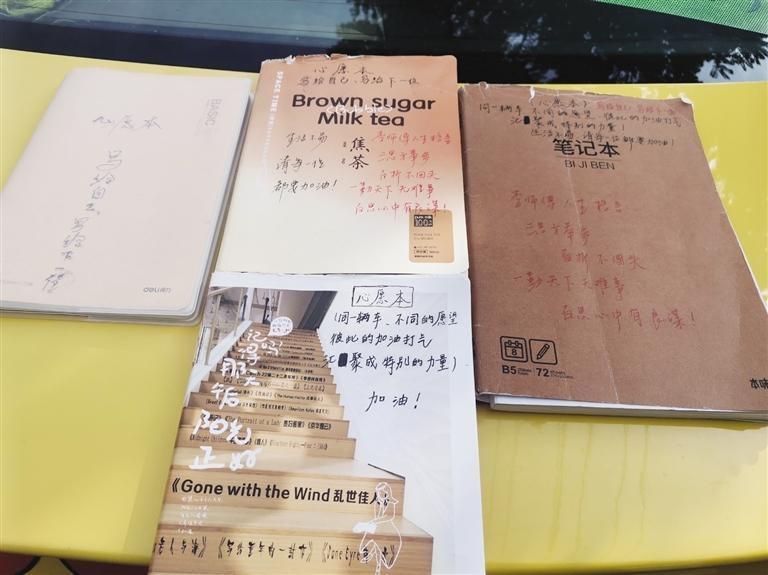 兰州父子同开出租车，半年收获 3000 余条心愿，满满的正能量  第3张