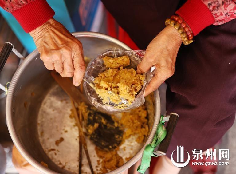 84 岁阿婆卖豌豆沙 53 年，一声阿囝破防了  第2张