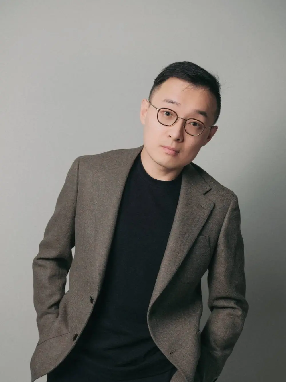 老枪：一部入围东京国际电影节的国产电影，讲述了怎样的故事？  第2张