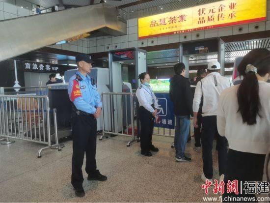 台风康妮来袭！福建南平地区将遭遇强降雨，52 趟高铁动车停运  第3张