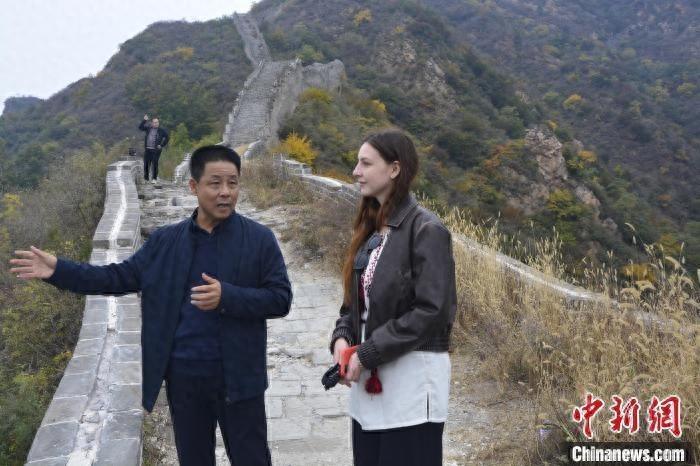 22 岁乌克兰留学生惊叹：中国竟有水下长城，前所未有的视觉体验
