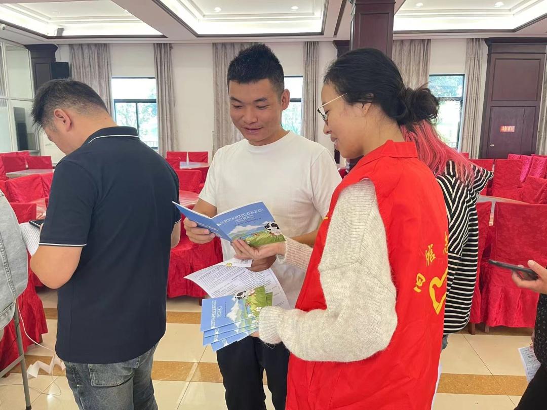 绿色分类与红色献血的激情碰撞，你知道会产生什么火花吗？  第2张
