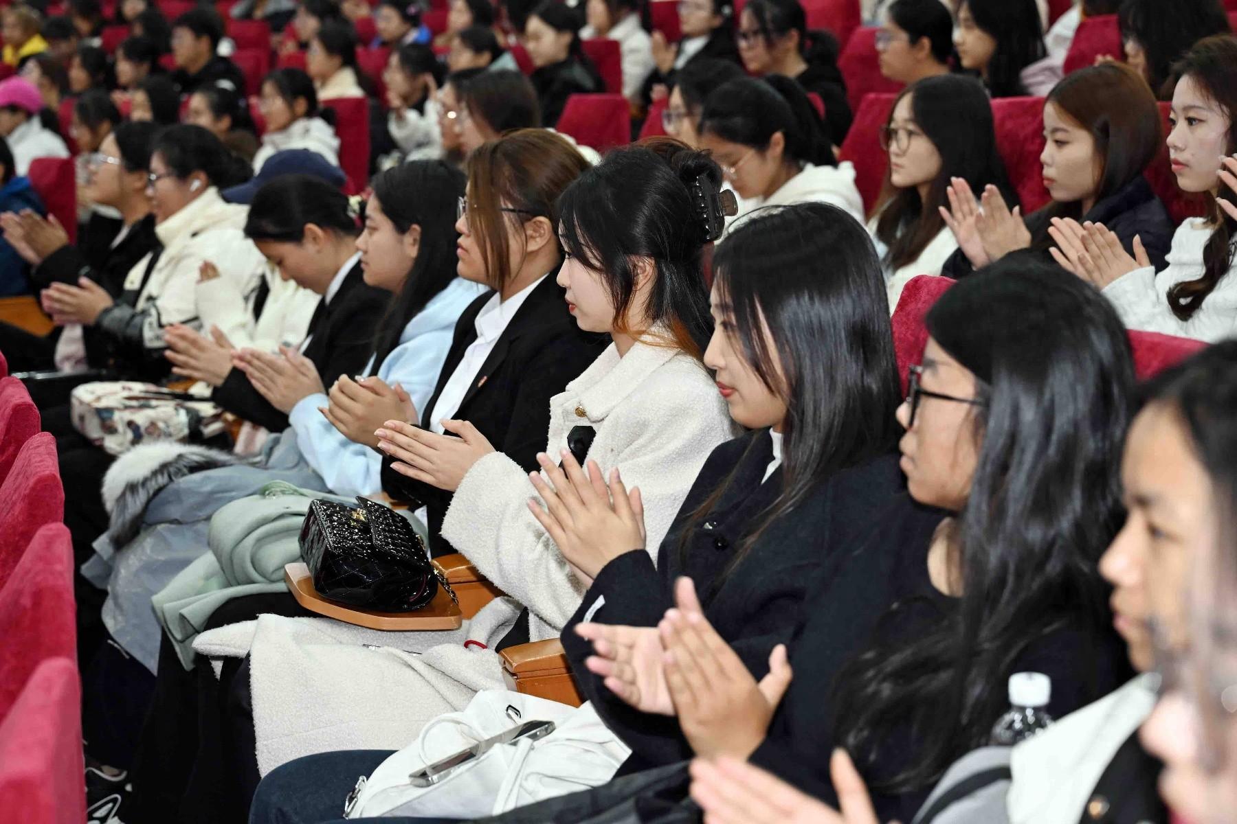 20 年不懈奋斗，韩淼雨打破世界纪录！五次征战残奥会，吴晴收获四枚金牌