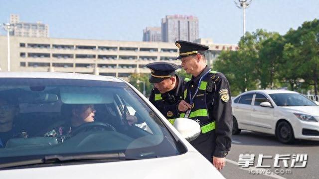 长沙多部门联合整治锦泰广场客运市场乱象，打造安全有序出行环境  第1张