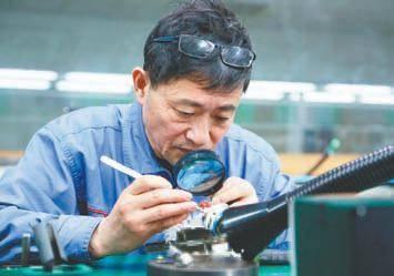 全国五一劳动奖章获得者王南石：从装配工人到航天工匠的传奇人生  第1张