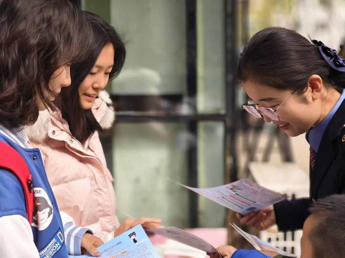 10 月 31 日，包银高铁惠银段开通运营满一个月，累计发送旅客 5.3 万人次  第3张