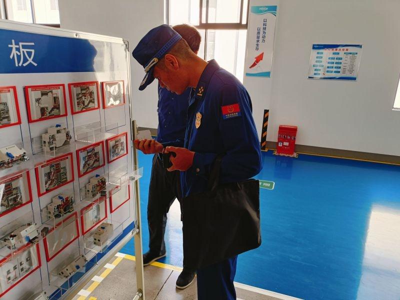 枝江市消防救援大队深入电子信息产业园，全面消除消防安全隐患  第2张