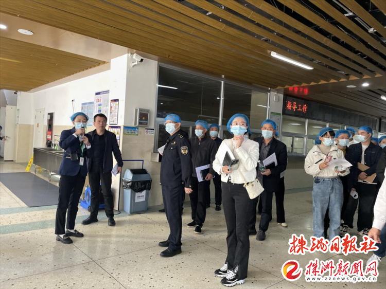 石峰区学校食堂管理现场交流会：提升食品安全水平，守护师生健康  第3张