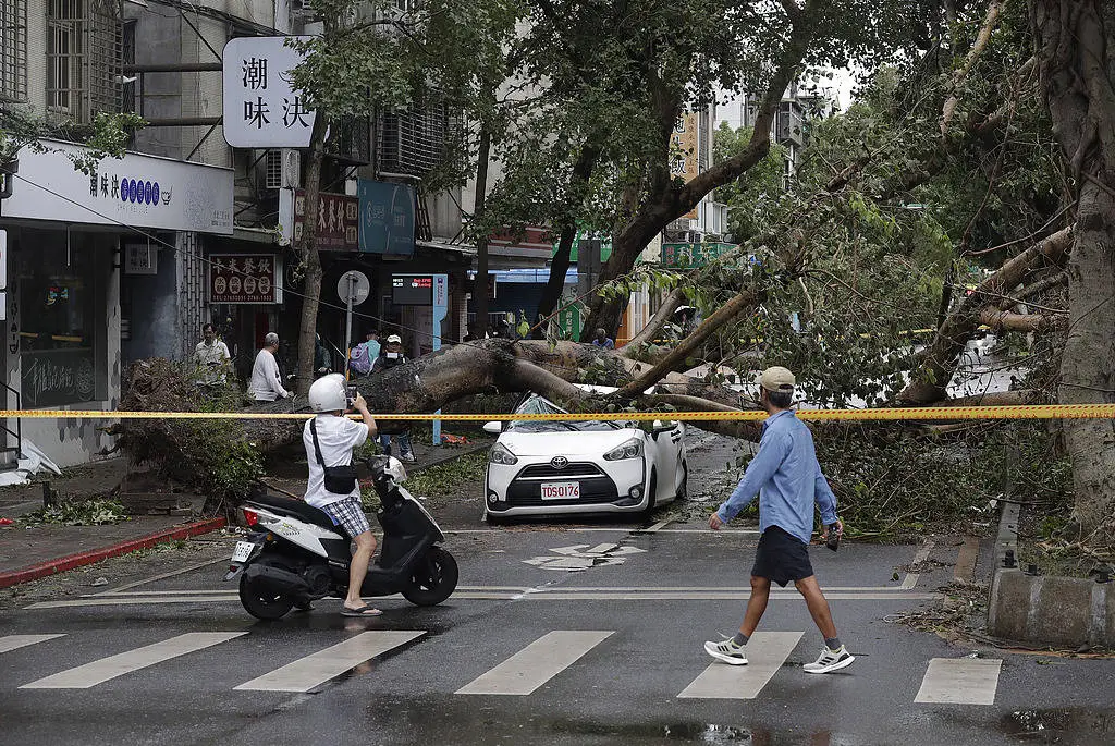 10 月深秋竟有强台风肆虐，康妮致多地受灾，为何它如此强大？