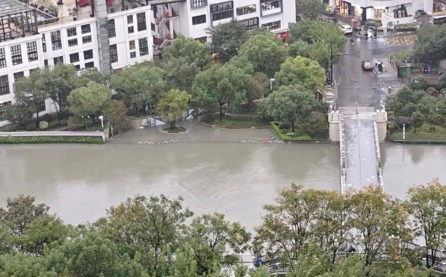 暴雨硬控上海一天！康妮今晚开始远离，周末天气如何？  第3张