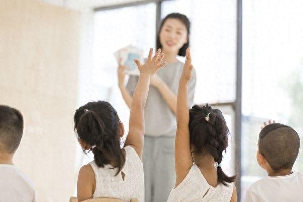问题学生调查：85.8%的受访者认同，问题教育才是关键