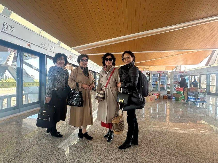 11月30日，上海地铁17号线西岑站正式通车，当地居民迎来便捷出行新时代  第8张