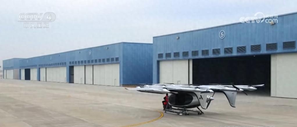中国低空经济腾飞：首个阶梯式空域启用，400条航线即将开通，你准备好了吗？