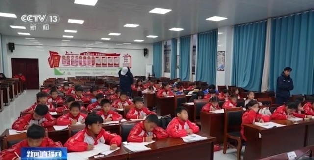 跨越山海的热血足球梦：贵州榕江小学生巴西友谊赛背后的故事  第4张