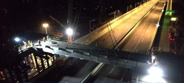 宿迁大道快速化改造工程迎重要节点，64吨巨梁凌晨起吊，城市交通新篇章即将开启  第1张