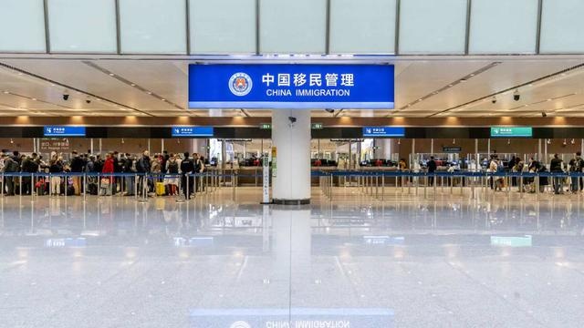 中国边检时代落幕，移民管理新标志登场，大兴机场率先启用  第3张