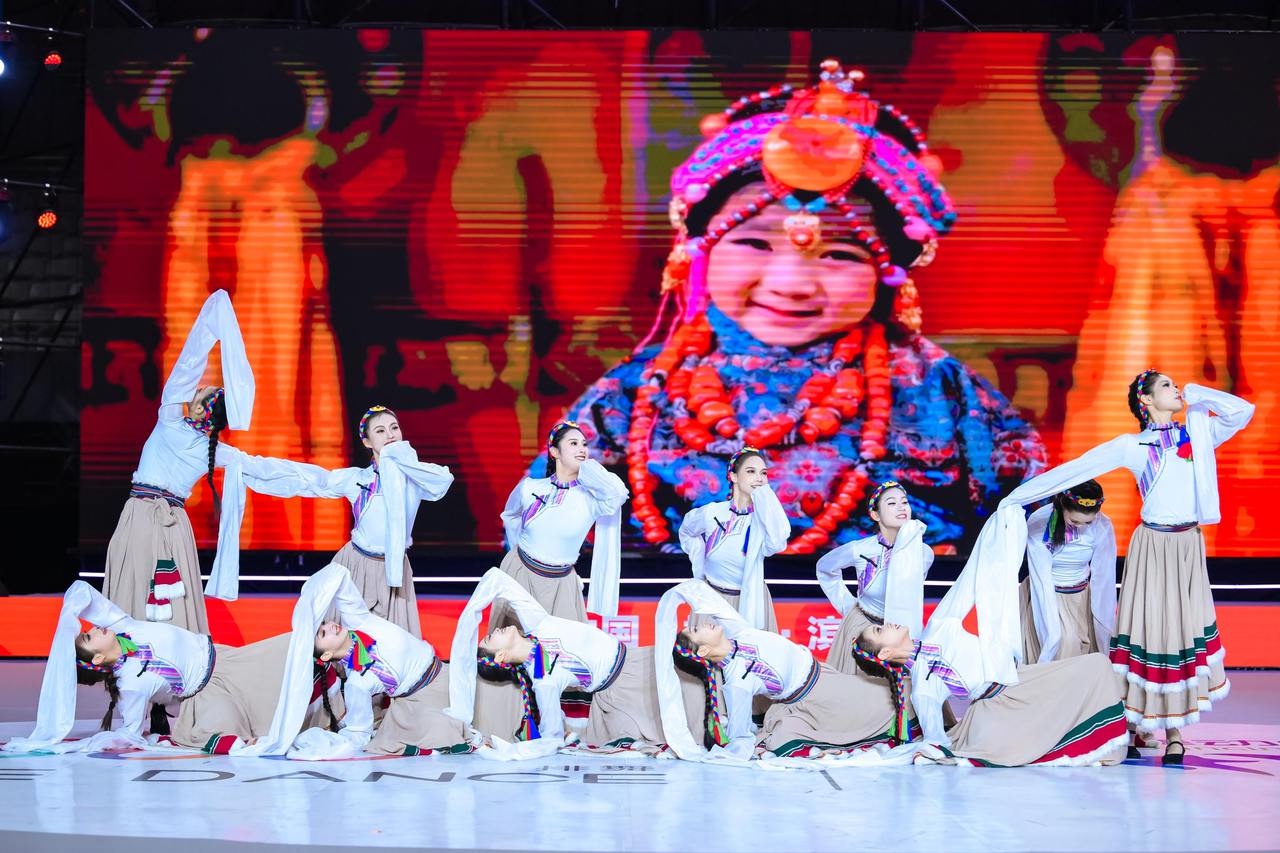 600万人次见证！2024年排舞联赛总决赛震撼落幕，谁是真正的舞王？  第4张