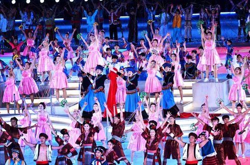 12届全国少数民族运动会圆满闭幕，56个民族共话团结乐章  第2张