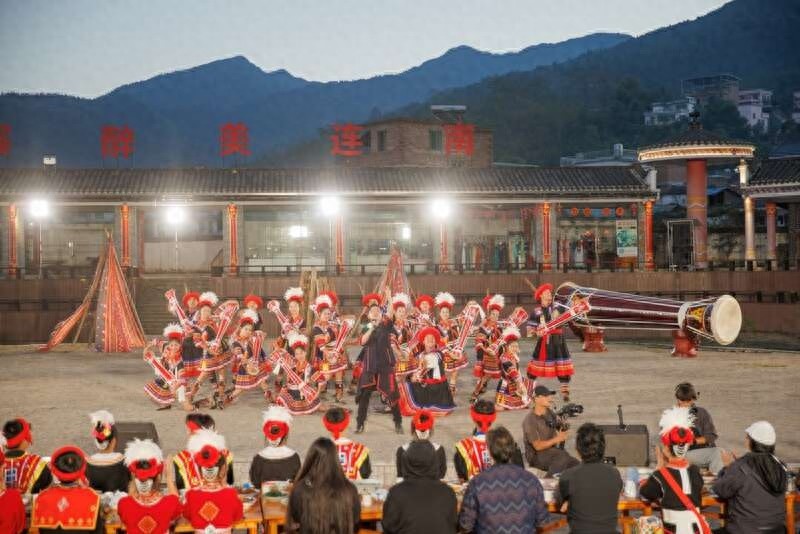 跟着国乐去旅行连南站：探秘瑶族歌声与长鼓舞，感受千年文化底蕴