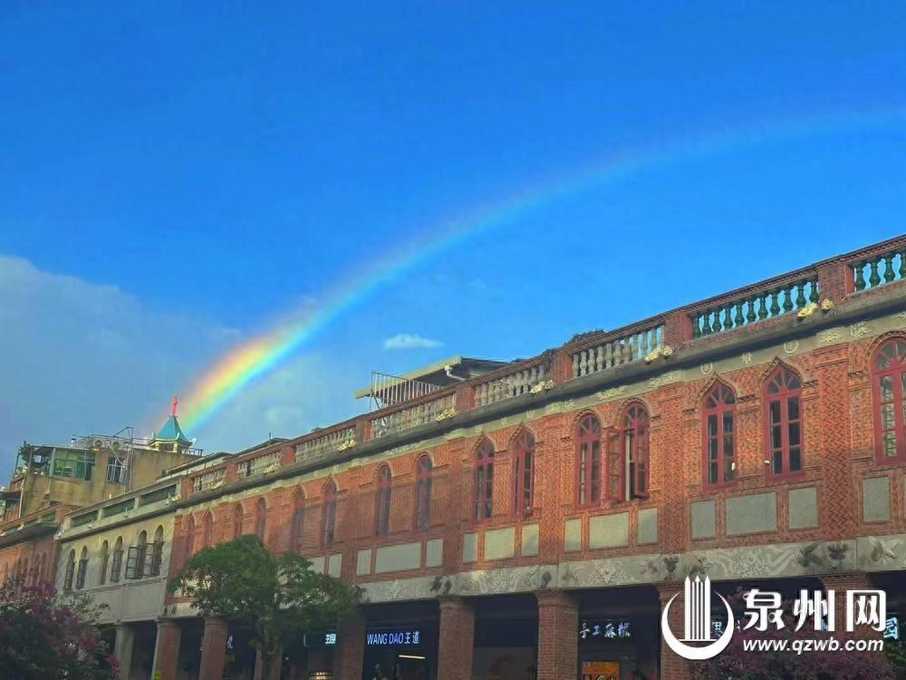 台风康妮走了，泉州却出现了这样的奇观  第1张