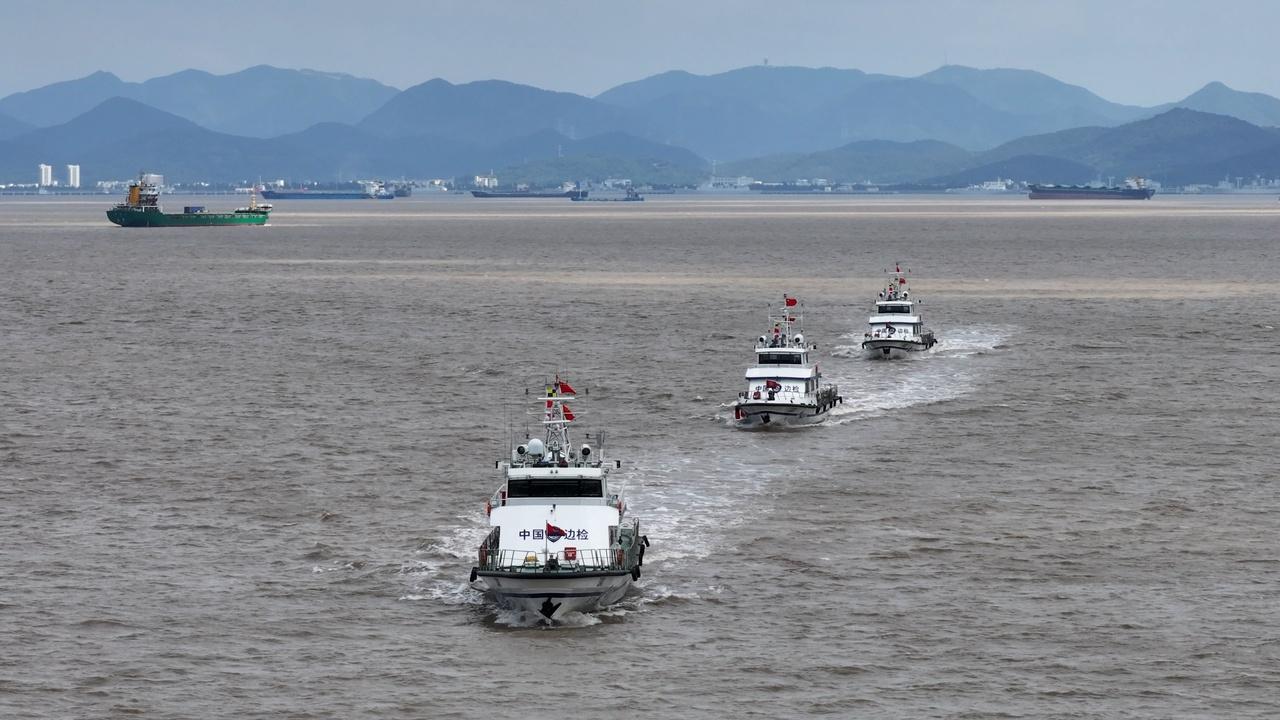 浙江边检三艘新建船艇列编，排水量最大执法船艇将承担重要任务  第2张