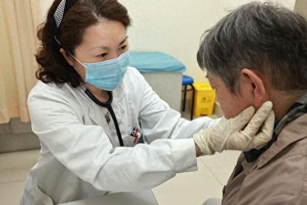 淋巴瘤并非只长在淋巴结上，这些部位也需警惕  第1张