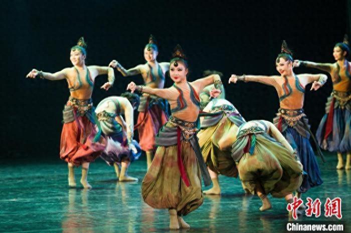 2024 中国舞蹈荷花奖巡演，13 个优秀作品舞动长沙，你看了吗？  第1张