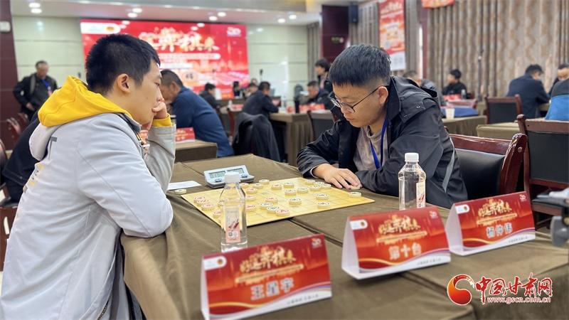 体彩全国象棋民间棋王争霸赛甘肃总决赛落幕，临夏州选手张尕军斩获棋王称号  第2张
