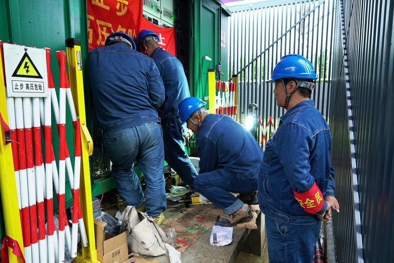 8000 千伏安变压器工程完工，秦创原科创基地二期即将投运  第2张