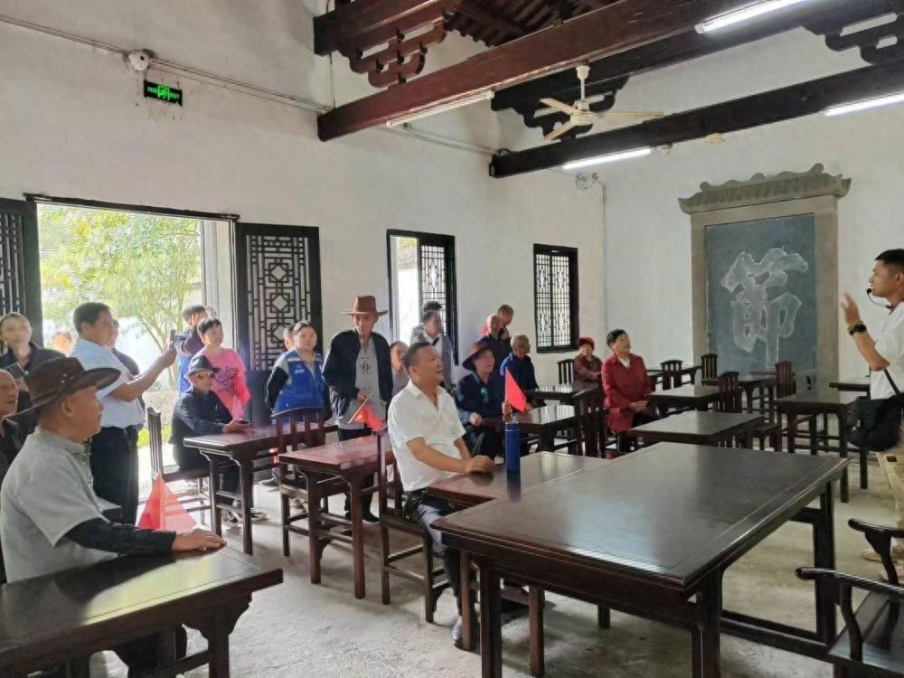 江西九江市永修县梅棠养老院：让老年人的生活丰富多彩