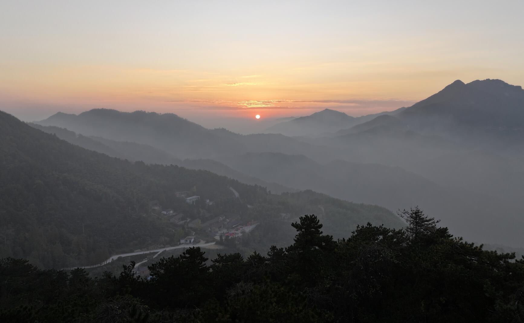 从落后村到和美乡村，磨盘山村的惊人蜕变  第9张