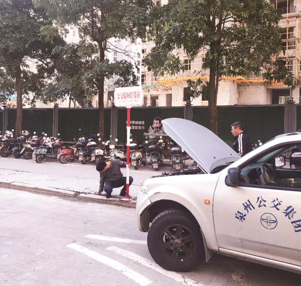 江南新区出行难题迎刃而解！定制公交今日上线，市民可通过小程序预订  第2张