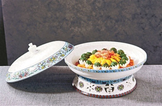 吴问宝：从宫保鸡丁到徽菜大师，食客的每一筷都是他的启蒙课  第1张