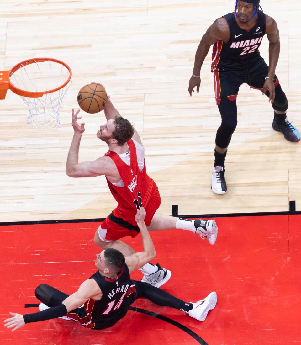 2024-2025赛季NBA常规赛惊现绝杀!猛龙队主场险胜热火队,比赛细节全揭秘 第7张 2024-2025赛季NBA常规赛惊现绝杀!猛龙队主场险胜热火队,比赛细节全揭秘 第7张