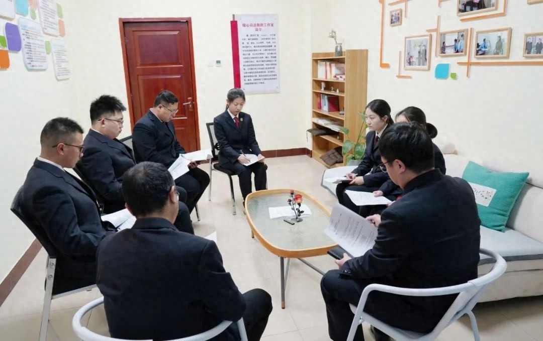 揭秘检察沙龙：青年干警如何用创新思维点燃信息宣传的火花  第1张