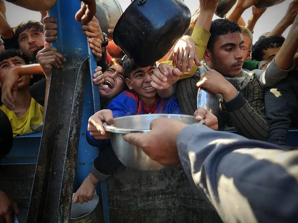 2024年加沙地带的饥饿儿童:以色列封锁下的无尽等待与绝望 第8张 2024年加沙地带的饥饿儿童:以色列封锁下的无尽等待与绝望 第8张