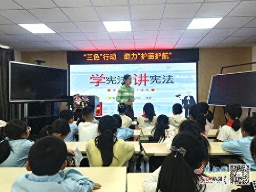 赣州小学生变身宪法小卫士，手势舞朗诵传递法治精神  第1张