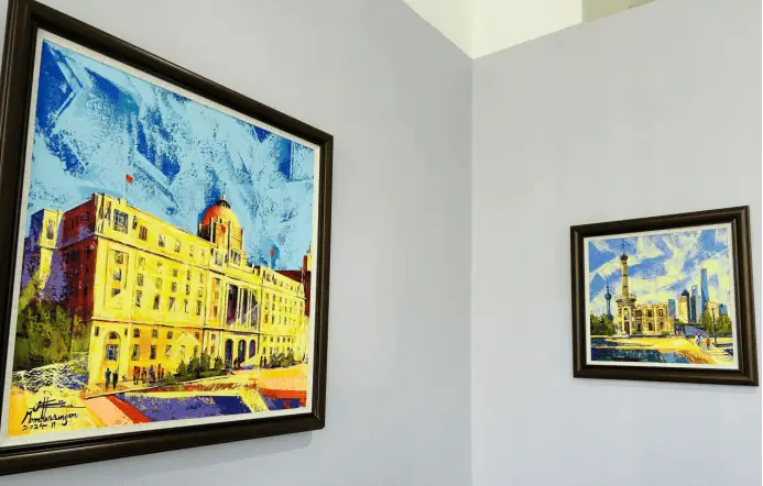 走进色彩喀什油画展：沪喀文化交流周的视觉盛宴，52幅喀什风情画作惊艳亮相  第5张