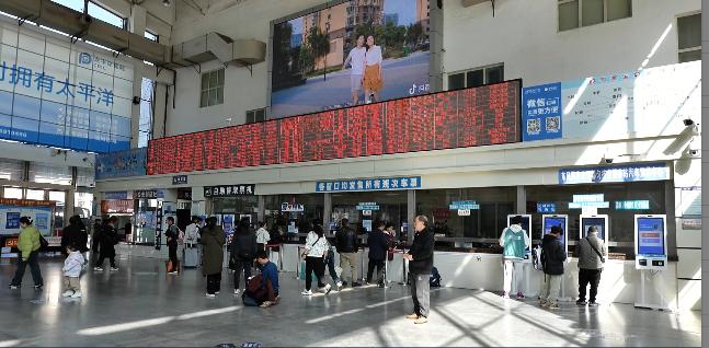 都匀至贵阳定制班车公交化运营专线开通，票价大降30%，日均旅客量飙升7倍  第2张
