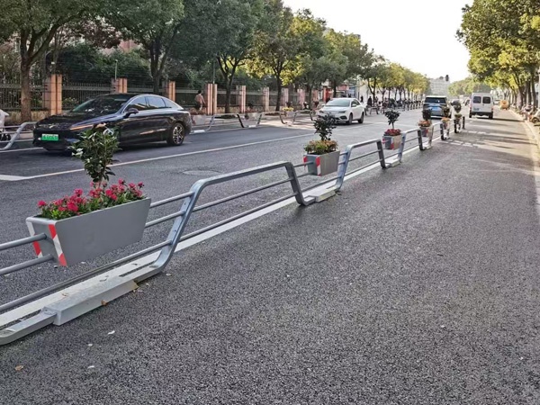 闵行吴泾尚义路华丽变身：379米道路中修，解决居民出行难题，提升城市颜值  第2张