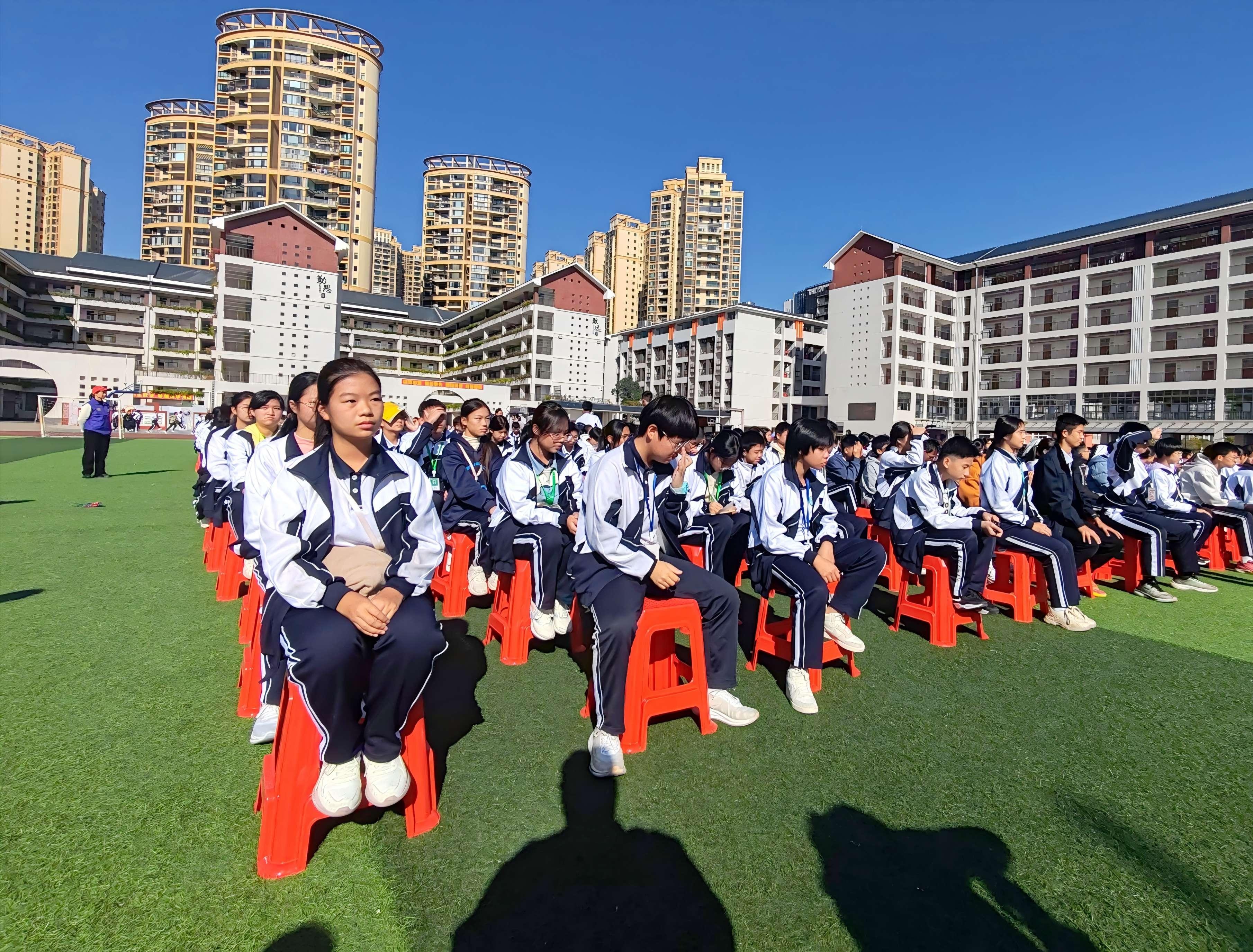 惊！河源交通安全宣传活动 学生抢答超热闹  第4张