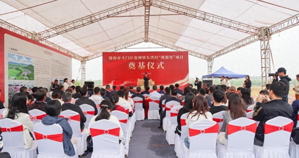 6个月后，15栋新楼将在这村庄拔地而起，71岁老人激动不已，阔别20多年终将回村养老  第1张