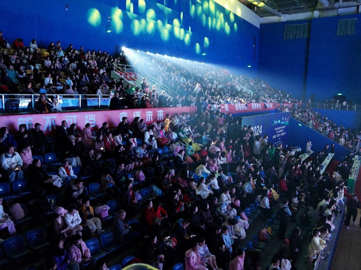 2024成都国际标准舞巡回赛落幕,8000舞者共舞,体育舞蹈名城再添光彩 第1张 2024成都国际标准舞巡回赛落幕,8000舞者共舞,体育舞蹈名城再添光彩 第1张