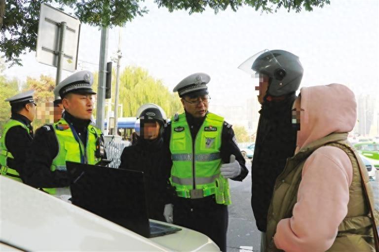11 月 1 日起，城关交警大队精细化整治非机动车闯红灯违法行为  第1张