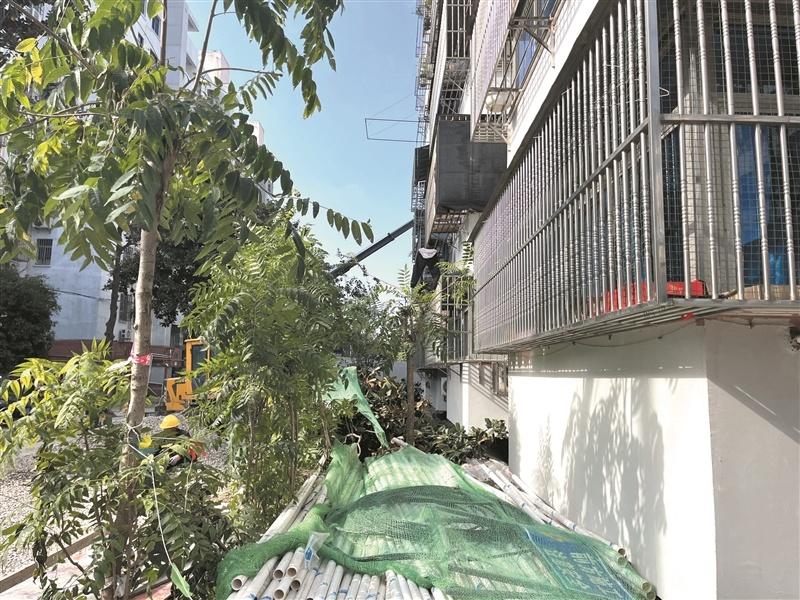 锡山新村停车位改造引争议，居民隐私安全如何保障？  第2张