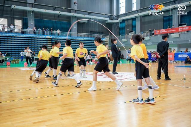 651 名学生选手同场竞技，跳绳比赛为何如此风靡？  第5张