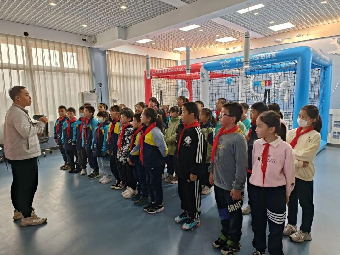 太华路小学开展校内研学活动，安全生活馆和创客教室让学生们乐在其中  第9张