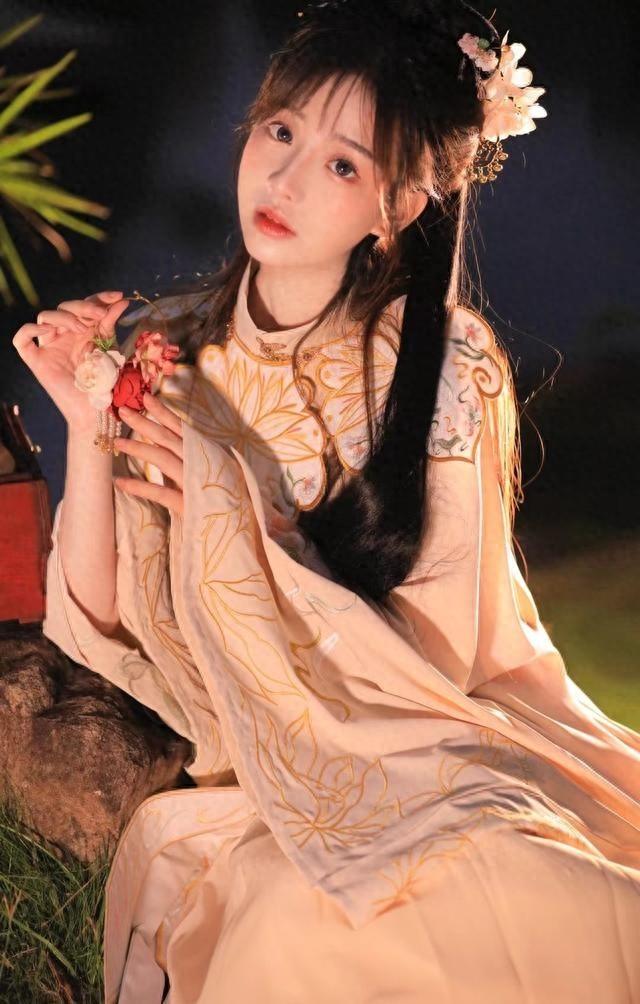 穿越千年遇见一厦！2024 中国汉服文化节盛大开启，快来感受汉服之美