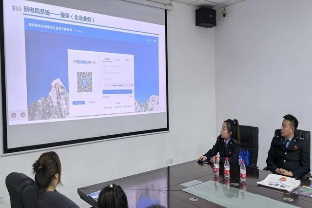 税收政策宣讲进万达，助力商户诚信纳税，你还在等什么？  第3张