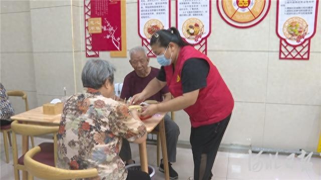 1.3万个助餐服务点，守护老年人舌尖上的幸福，让晚年更美满